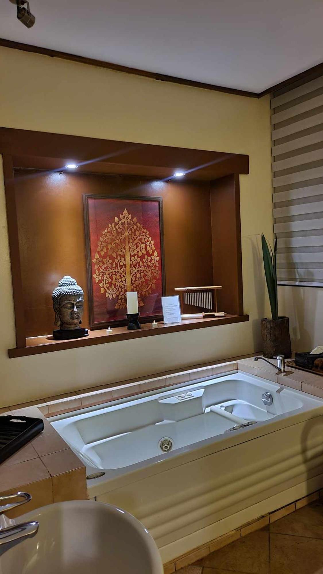 Family Room,2 King Bed Privately Owned At The Forest Lodge By Mist And Pine Baguio City Exterior photo
