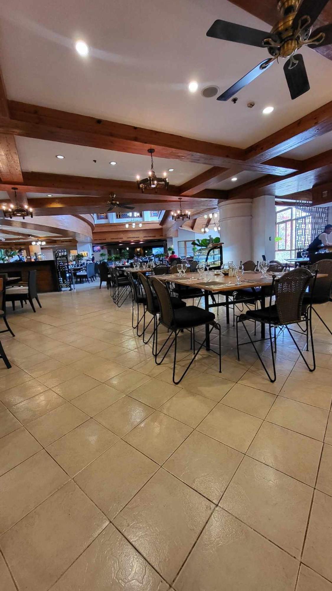 Family Room,2 King Bed Privately Owned At The Forest Lodge By Mist And Pine Baguio City Exterior photo